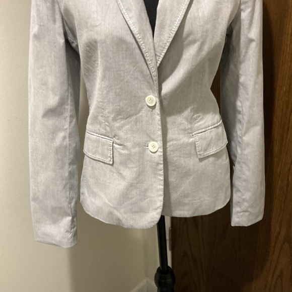 Express two button, pinstriped fitted cotton jacket - Picture 2 of 12